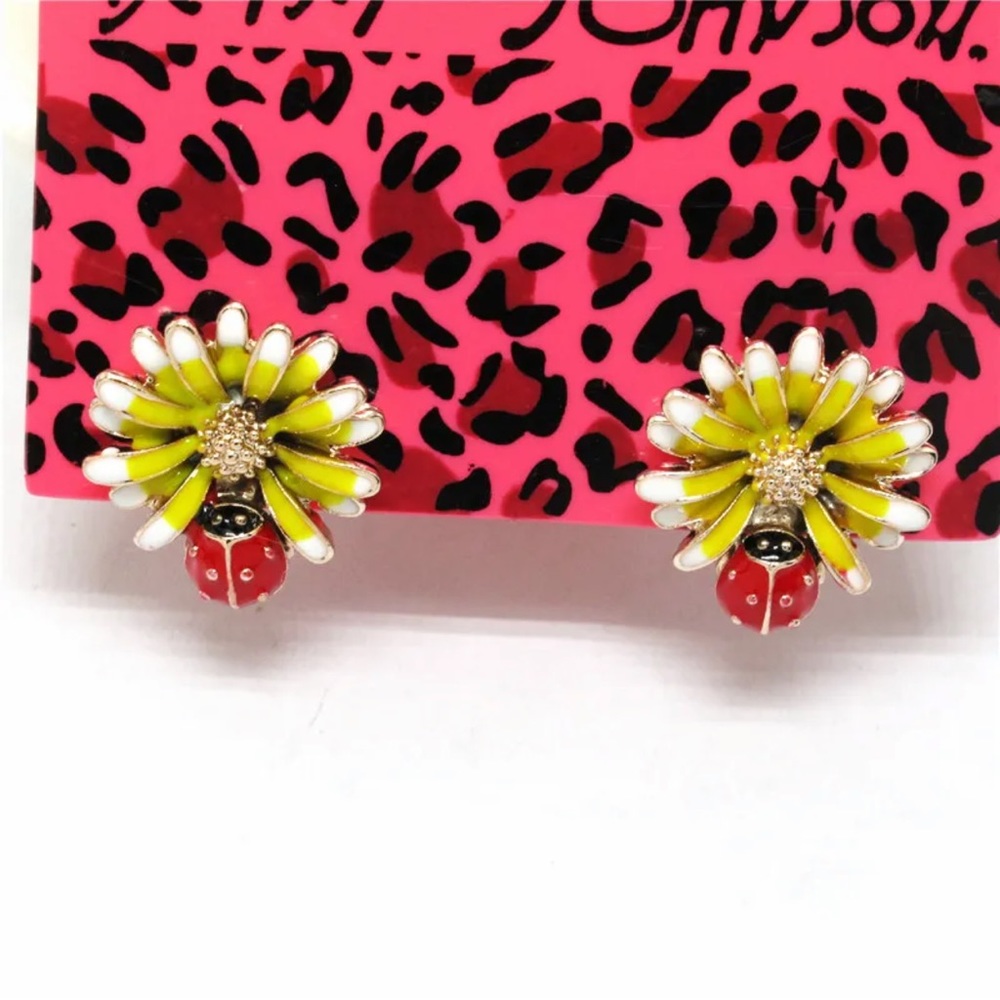 Betsey Johnson Daisy Ladybug Flowers Stud Earrings